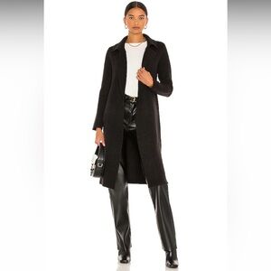 London Cardigan in Black
L'Academie